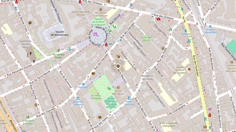 Plan du quartier : le 52 rue de la Réunion, entre la place de la Réunion et la rue d’Avron